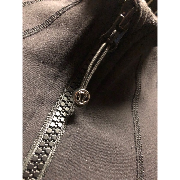Lululemon Define Jacket*SOLD* - Picture 2 of 7